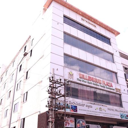 Millennium Plaza Hotel Kammasandra Exterior foto