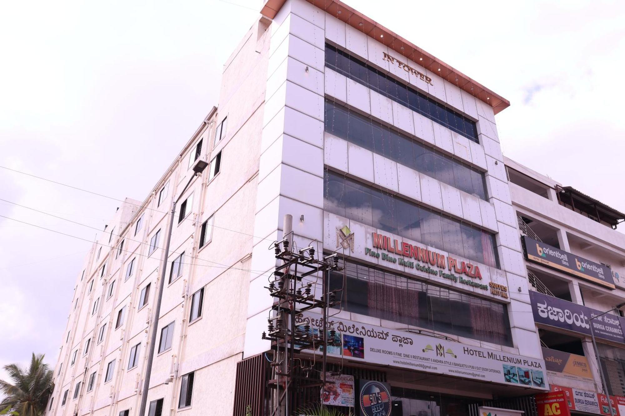 Millennium Plaza Hotel Kammasandra Exterior foto